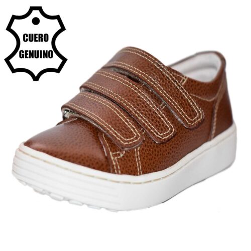 Zapato de cuero kinder habano tres velcros bruno kids 1